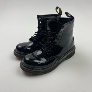 DR MARTENS 1460 PATENT LEATHER LACE UP BOOTS